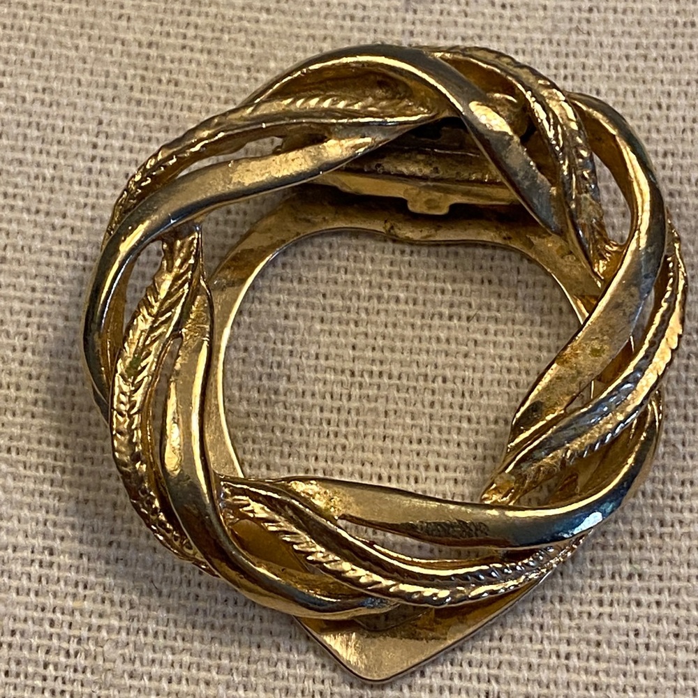 Vintage Gold-tone Woven Scarf Clip
